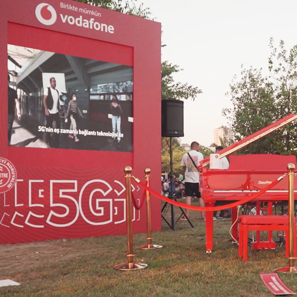 Vodafone | 5G Haluk Levent&Bager